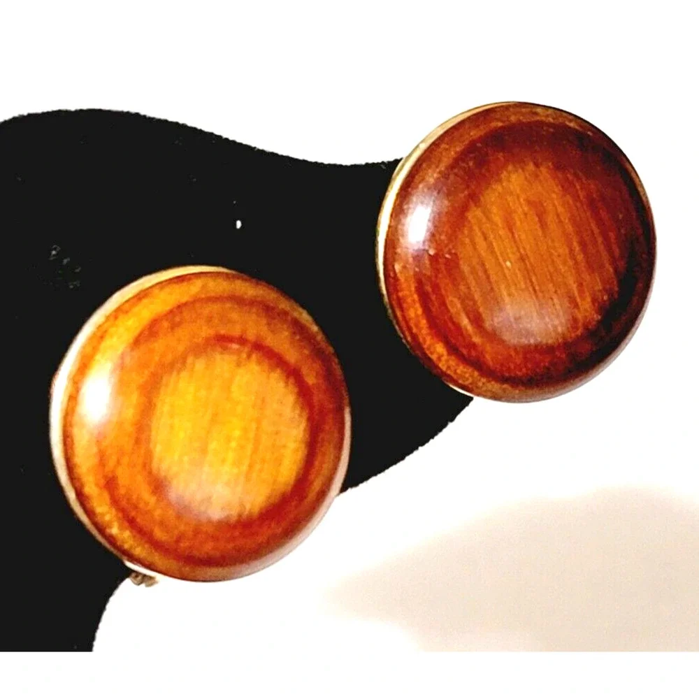 Vintage Mid-Century Round Wooden Screw-Back Earrings, Buttton Style sb-31